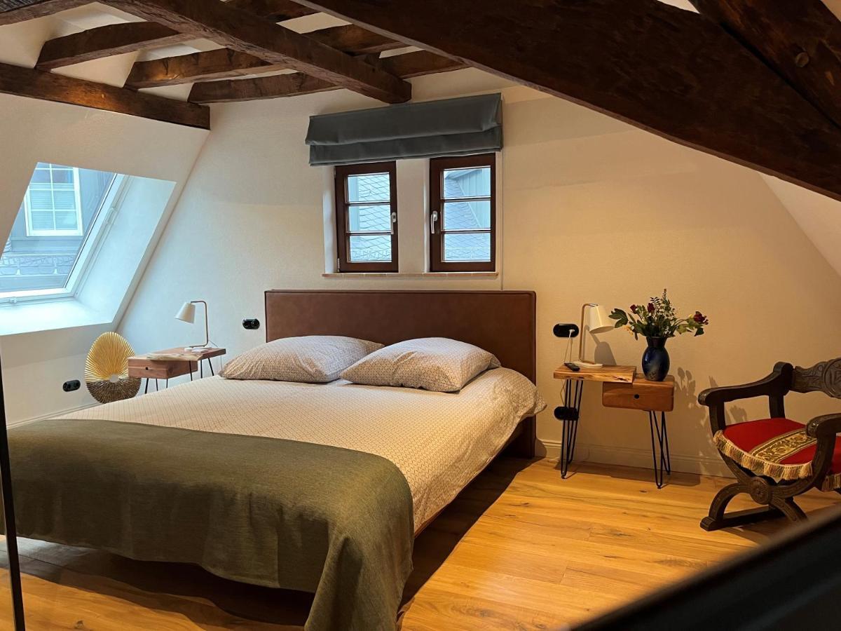 Landgasthof Zur Burg Grenzau Hoehr-Grenzhausen Ngoại thất bức ảnh