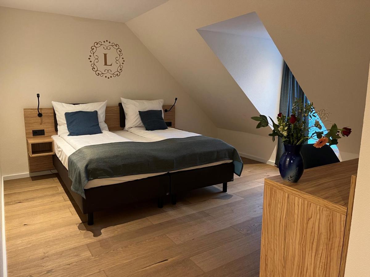 Landgasthof Zur Burg Grenzau Hoehr-Grenzhausen Ngoại thất bức ảnh