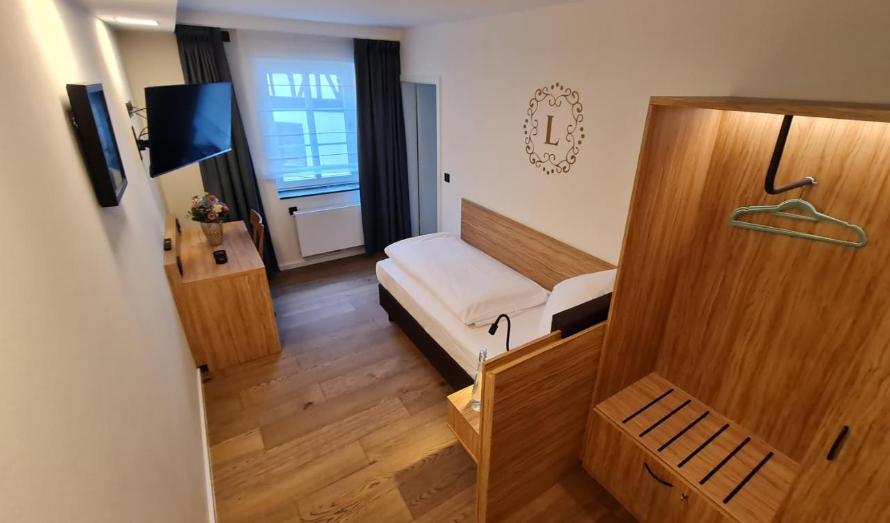 Landgasthof Zur Burg Grenzau Hoehr-Grenzhausen Ngoại thất bức ảnh
