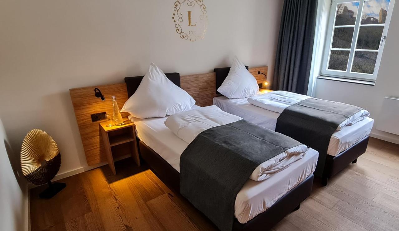Landgasthof Zur Burg Grenzau Hoehr-Grenzhausen Ngoại thất bức ảnh
